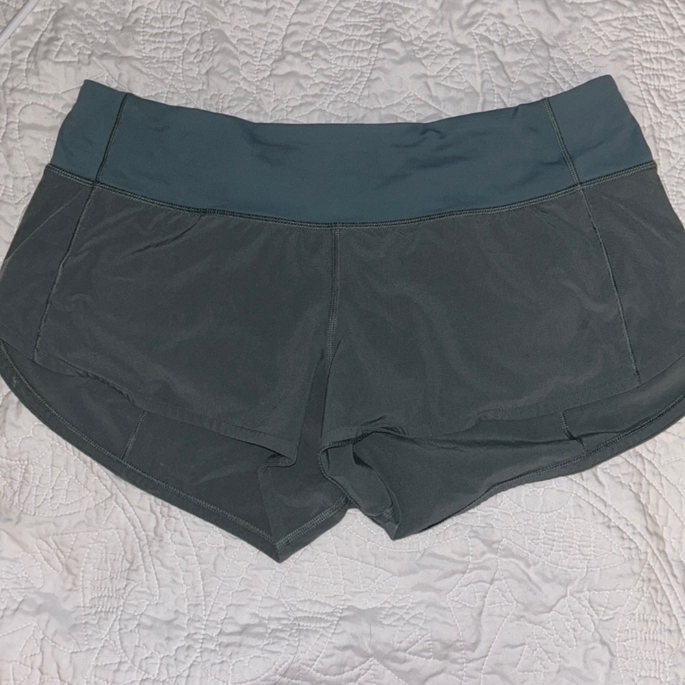 LULULEMON SPEED UP 2.5” SHORT